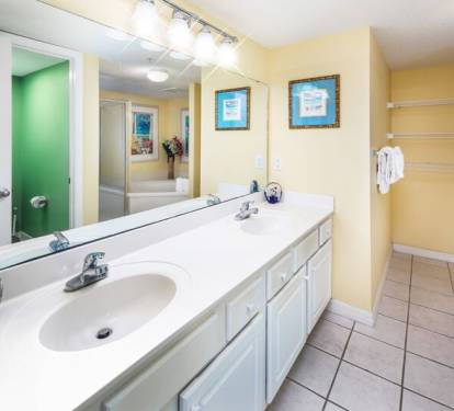Master Bathroom - Gulf Dunes Resort Unit 117 Okaloosa Island Fort Walton Beach Vacation Condos by Sunset Resort Rentals