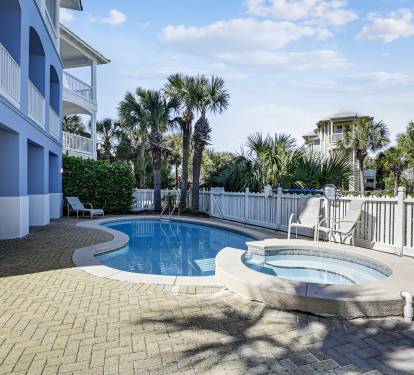 Paradise Pointe Pool