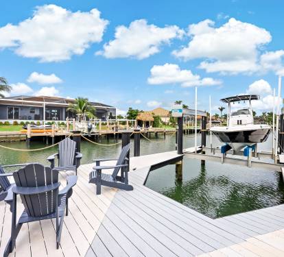 Dock