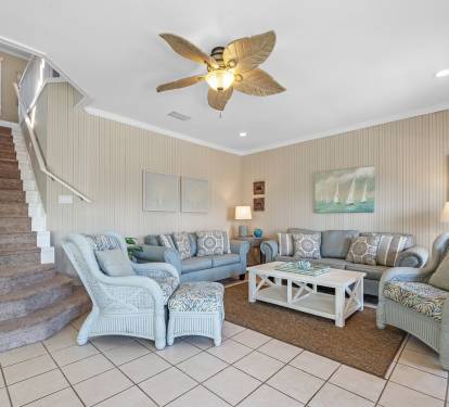 Hayley House at Beachside_11