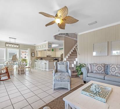 Hayley House at Beachside_12