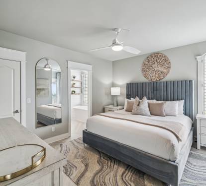 Primary King Suite - Offering Private En-Suite Access & a Flat-Screen TV