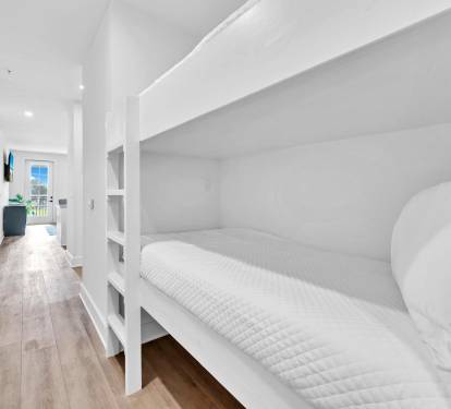 Hallway Bunks 1 Part 1