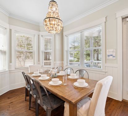 Dining Area with Seating for 8