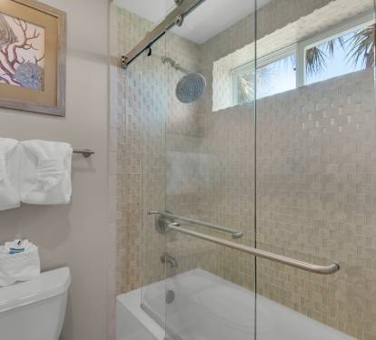 Primary Bathroom with Shower and Tub Combo