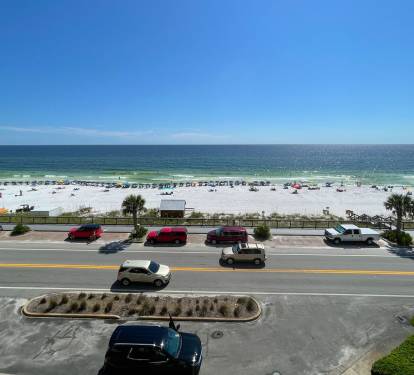 A view of the ocean from the balcony.