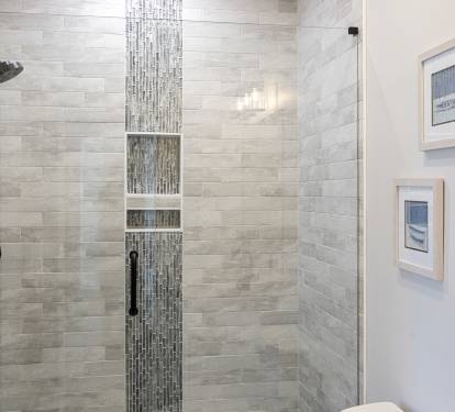 En suite bathroom