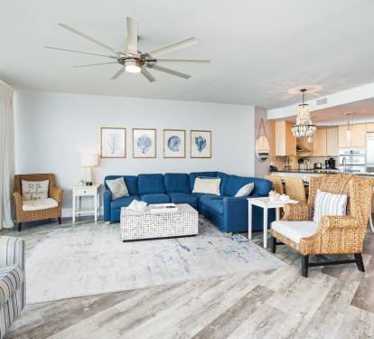 3 Caribe 305C Living Room