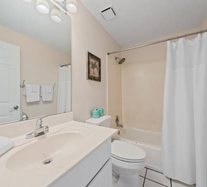 Beach Club 208C Primary Bathroom Tub/Shower Combo