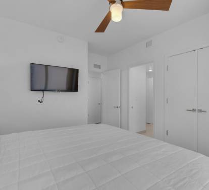 Bedroom 2 with King Bed