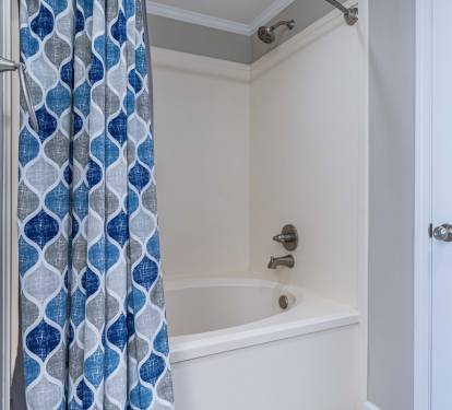 Beach Club 303B Primary Bath with Soaking Tub/Shower Combo
