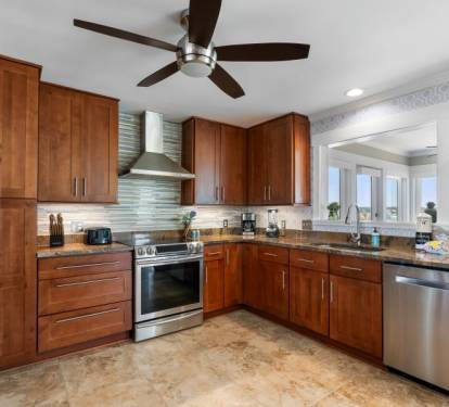Laguna Beach Daze Kitchen