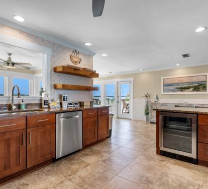 Laguna Beach Daze Kitchen