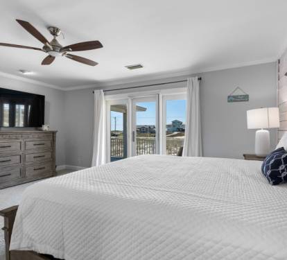 Laguna Beach Daze Primary Bedroom