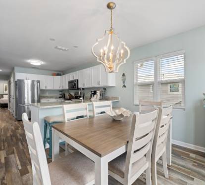 Take It EZ Dining Table Seats 6