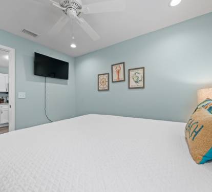 Take It EZ Bedroom 3