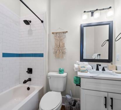 His & Hers Bathroom 2