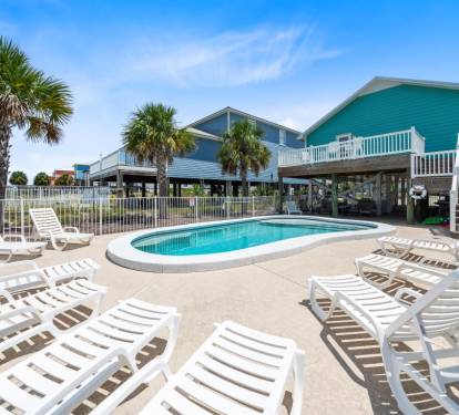 4 Shore Private Pool