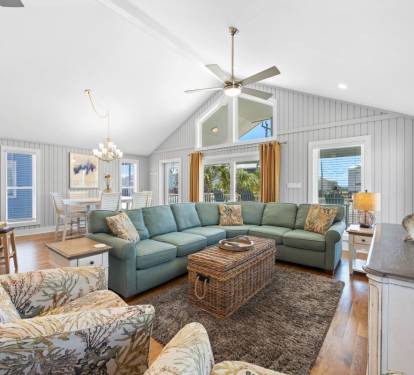 4 Shore Living Room