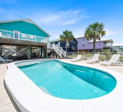4 Shore Private Pool