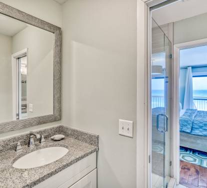 Primary En Suite - Two Sinks