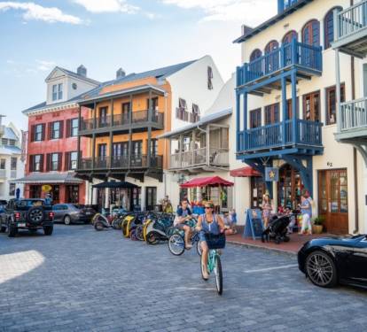 Spoil Yourslelf with an Afternoon of Shopping on Main Street in Rosemary Beach