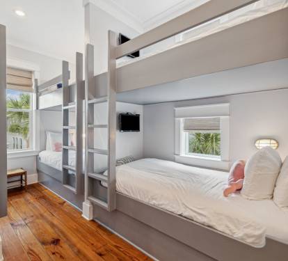 2nd Floor Bunk Room - 3 Twin over Twin Bunks