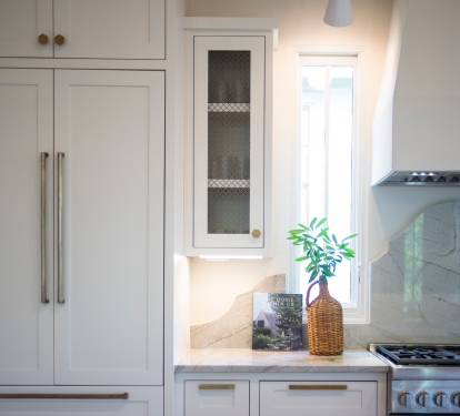 Fully Equipped with Stainless Steel Appliances
