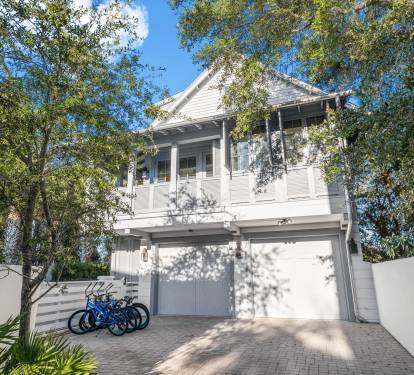 Carriage House - Driveway