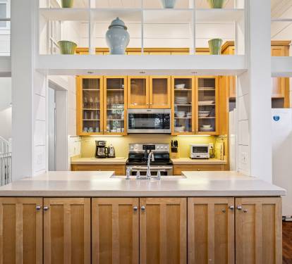 Fully Equipped & Spacious Kitchen!