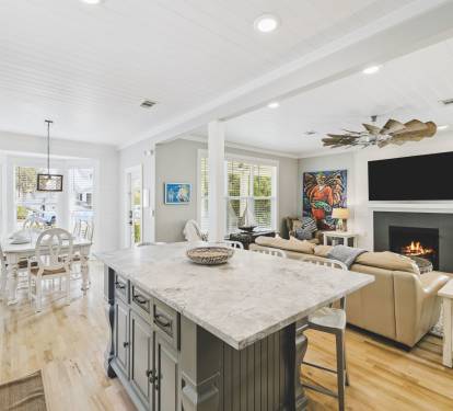 Open-Concept Living Throughout the 1st Floor!