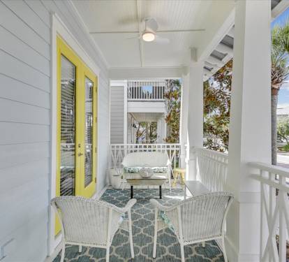 Front Porch - Fitted with Exterior Seating for Four