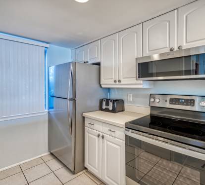 Ample Storage & Stainless Steel Appliances