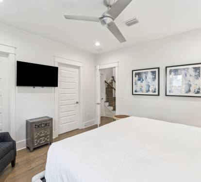 Primary King Suite - Equipped with a Flat-Screen TV