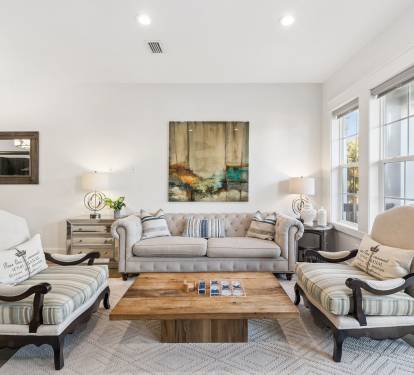 Well Appointed Living Area with Ample Seating