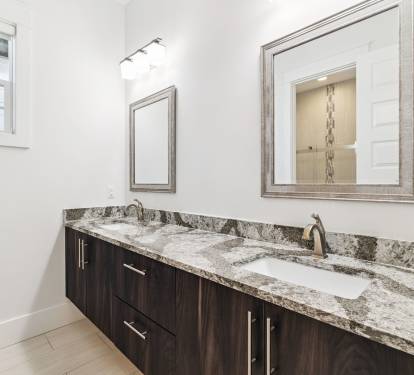 3rd Floor Shared Bathroom - Dual Vanities