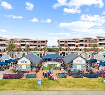 Explore the Shops & Restaurants at Peddler's Pavilion