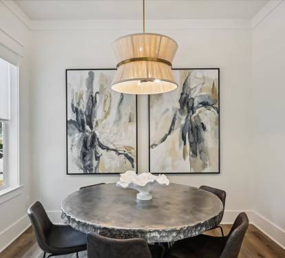 Dining Area - Seating for 6
