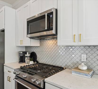 Well Equipped with Stainless Steel Appliances