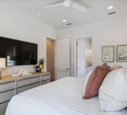 Primary King Suite - Equipped with a Flat-Screen TV