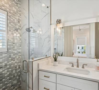 2nd Floor - King Guest En-Suite