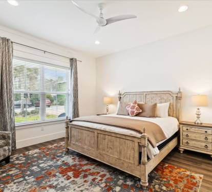 1st Floor - Primary King Suite