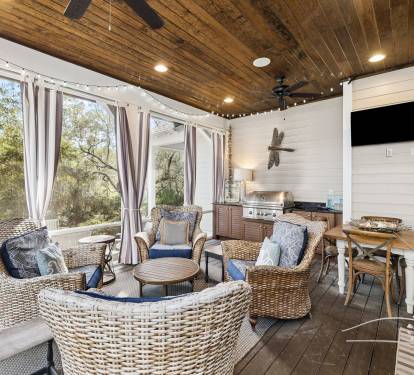 Relax & Unwind on the Screened-In Back Porch