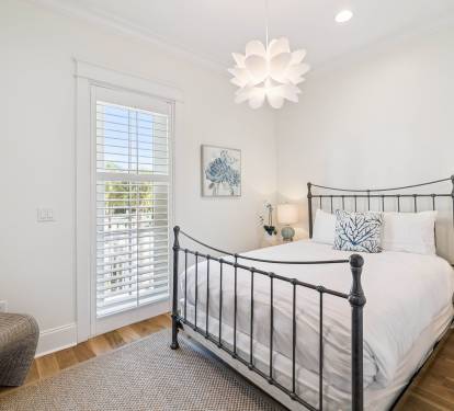 2nd Floor - Queen Guest Suite
