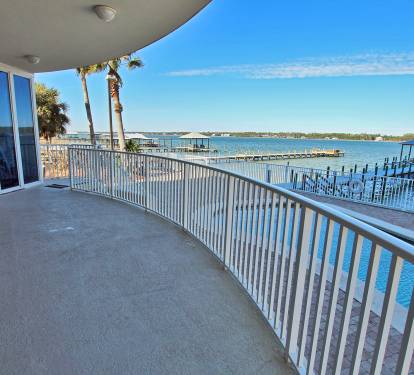 3 - Sundeck (2)