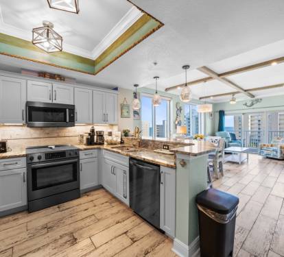10 Crystal Tower 601 Kitchen
