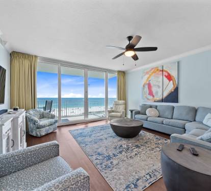 1 San Carlos 409 Living Room
