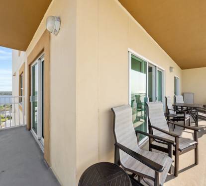 5 Crystal Shores West 1008 Corner Balcony