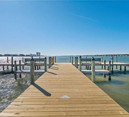 Compass Point Boat Slips