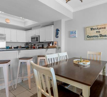 Crystal Shores West 1006 Dining Table Seats 6